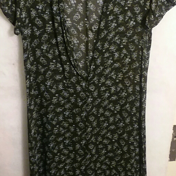 American Eagle Outfitters Women's Floral Dress - Picture 3 of 7